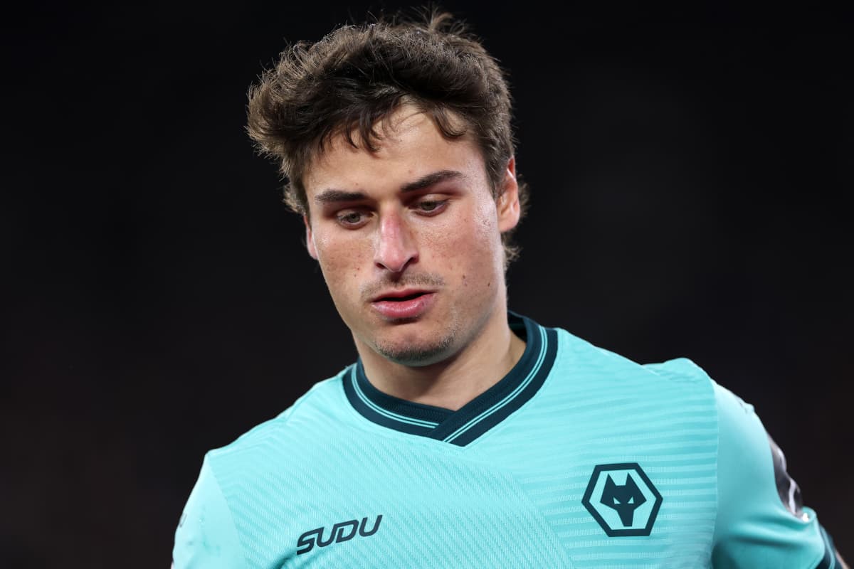 Report Hugo Bueno targeted by Fiorentina after good Wolves campaign