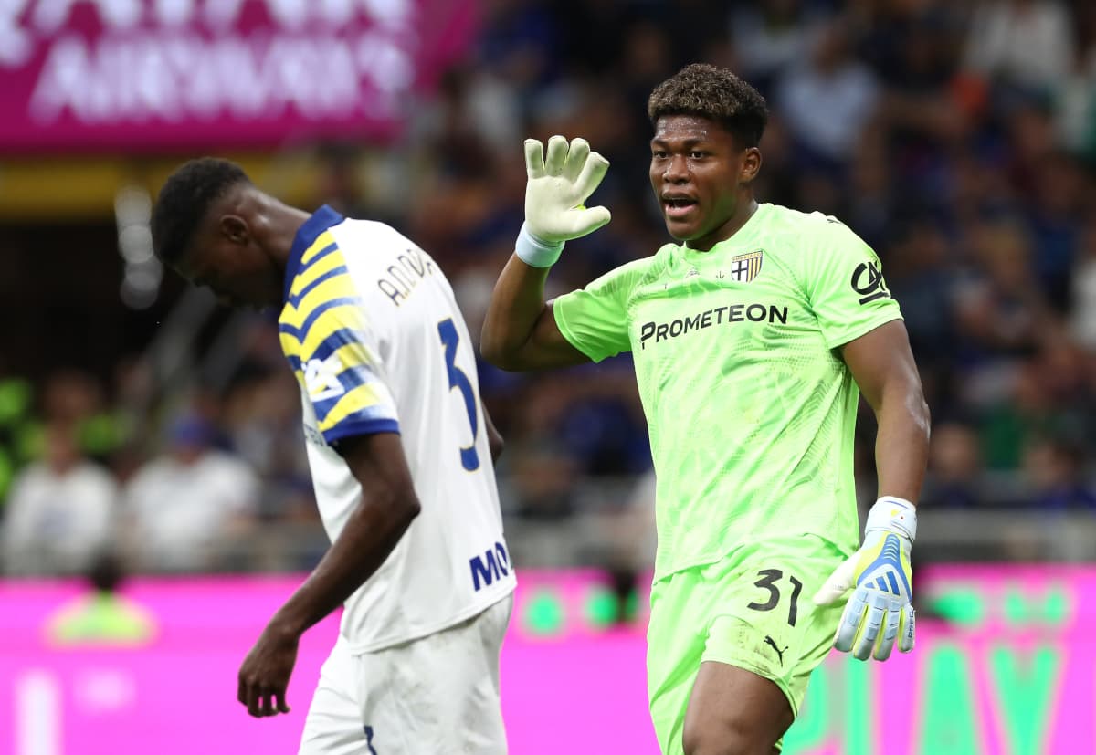 Report Suzuki focus of Aston Villa and Leeds United bidding war