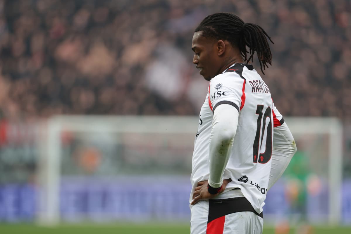 Leao didn’t deserve World Cup spot after ‘disastrous’ season with Milan, says Portuguese coach