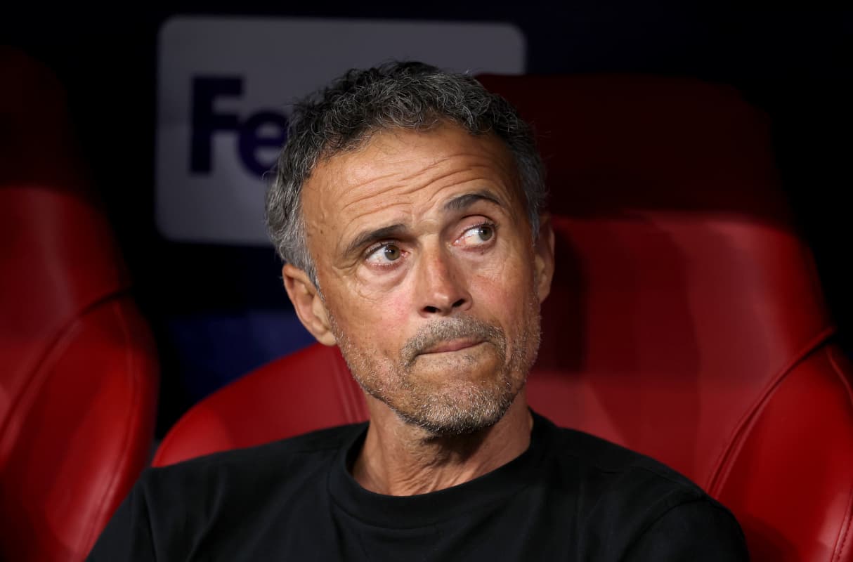 Former Roma director Sabatini: ‘Luis Enrique would cycle to training, booed for Totti treatment’
