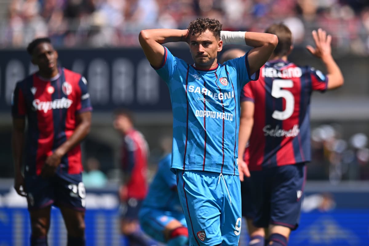 Sebastiano Esposito goes AWOL over contract dispute at Cagliari