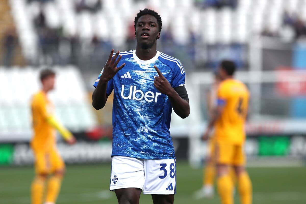 Galatasaray preparing offer for Como winger Diao, also of interest to Roma