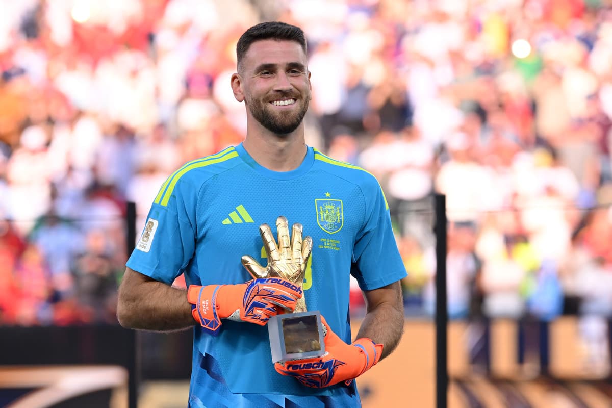 Juventus eye World Cup winner Unai Simón in goalkeeper hunt