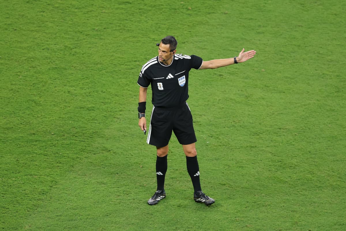 Clattenburg claim Mariani officiating 2026 World Cup Final ‘would upset people’