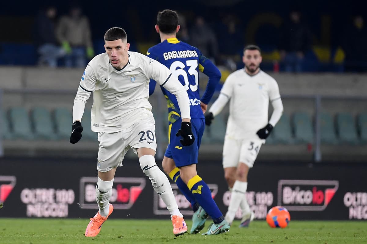 Dinamo Moscow launch surprise €15m bid for Lazio’s Ratkov