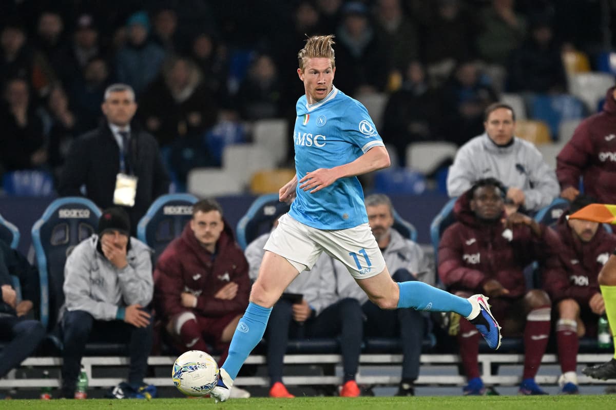 De Bruyne awaited by frustrated Napoli colleagues after Conte outburst