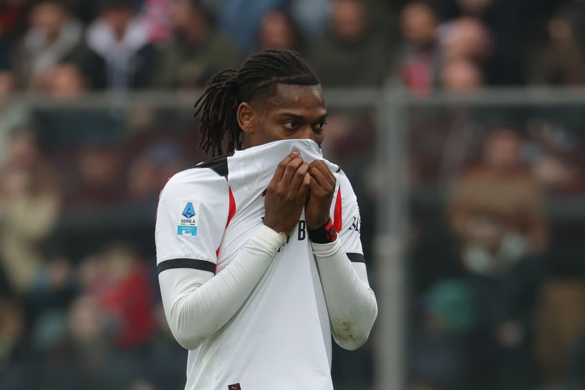 Besiktas focus on Rafael Leao after Salah talks hit problems