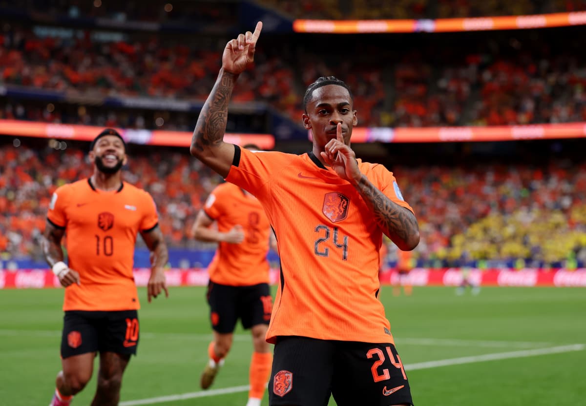 Summerville yet to make final Roma decision despite monstrous Al-Hilal offer