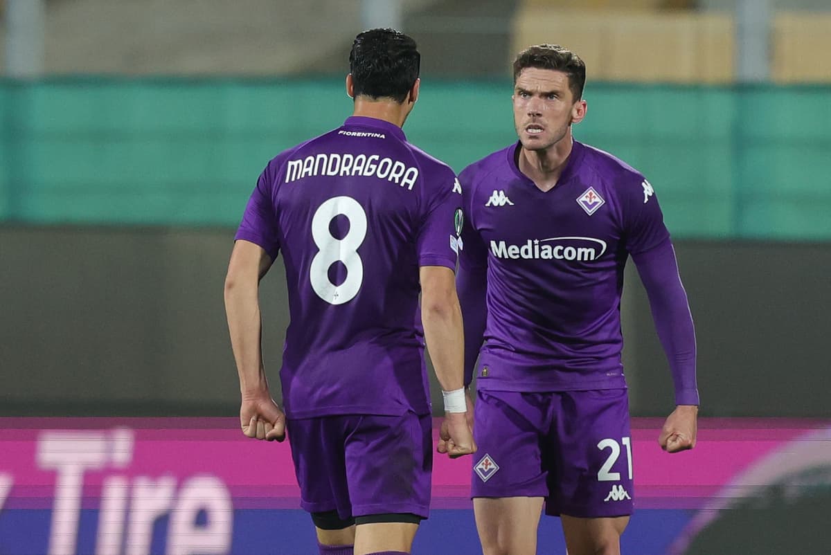 Gosens bids bitter and emotional goodbye to Fiorentina, as Schalke 04 move official
