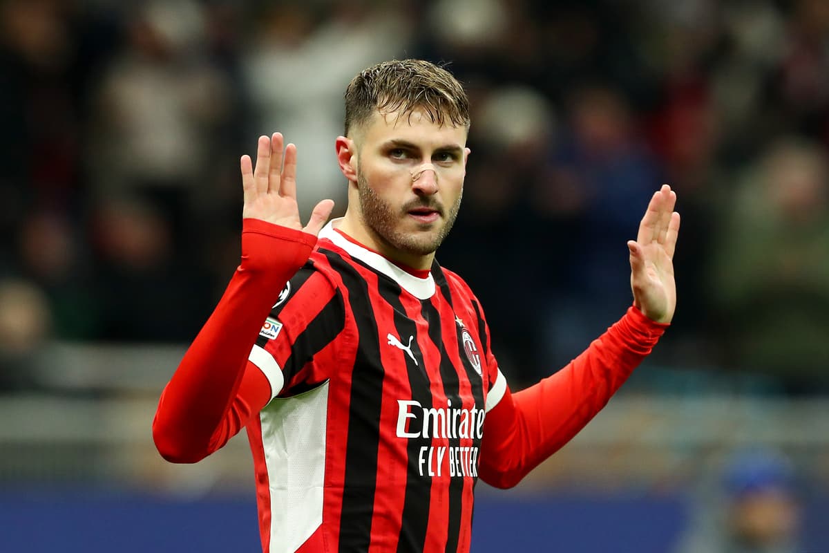 Report Gimenez could join FC Porto on loan with €20m option, no Milan guarantee