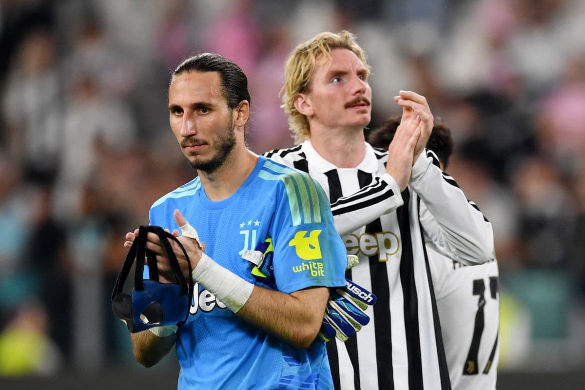 Juventus goalkeeper Grabara suffers torn ACL