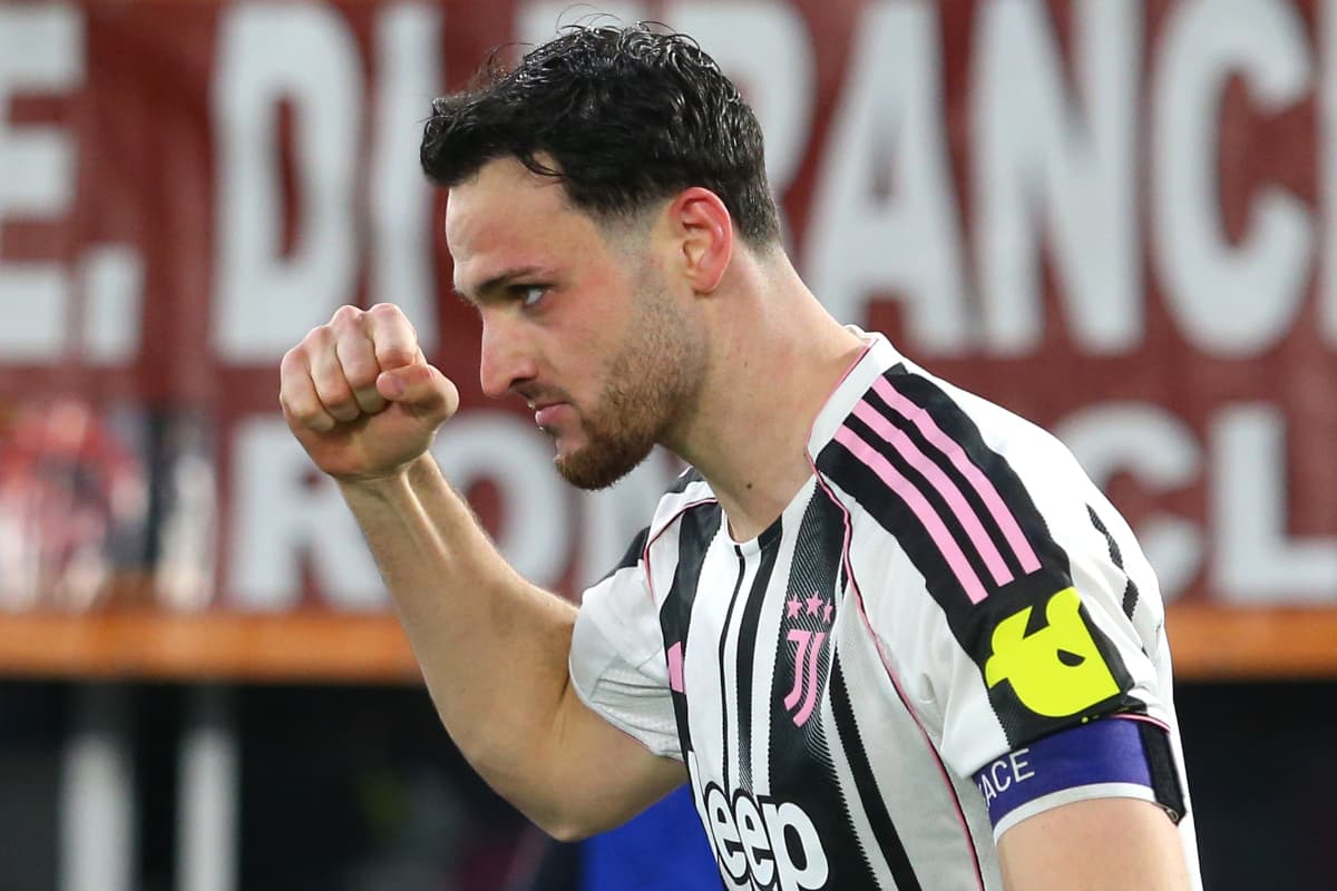 Juventus defender Gatti injured by fan during pitch invasion