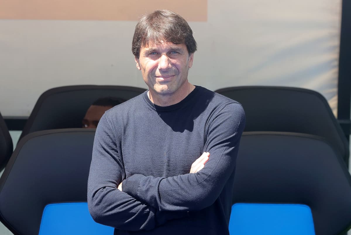 Manchester United eye Conte as pressure mounts on Carrick