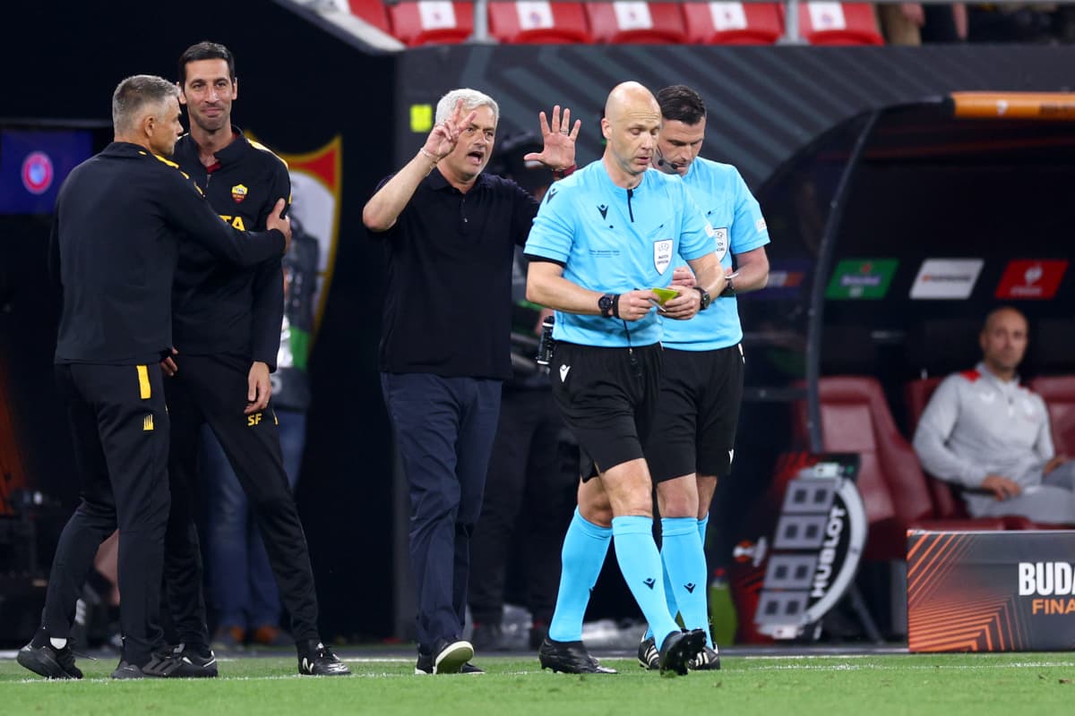 Roma fans mock Taylor after 2023 Europa League referee who infuriated Mourinho retires