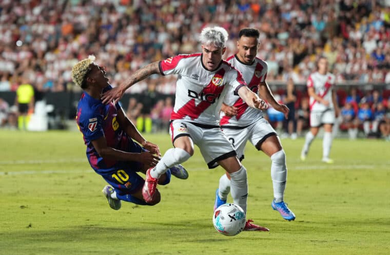 Chelsea close in on Pep Chavarria signing after breakthrough in Rayo Vallecano talks