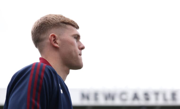 What is the latest on Manchester United’s pursuit of Lewis Hall?