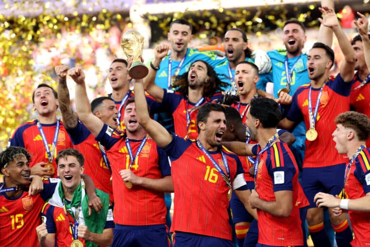 Barcelona enter Rodri race as Man City star attracts interest from Spain’s biggest clubs