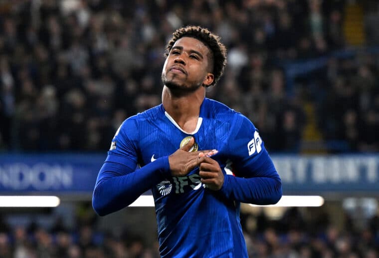 Manchester United agree £50m deal for Chelsea midfielder Andrey Santos