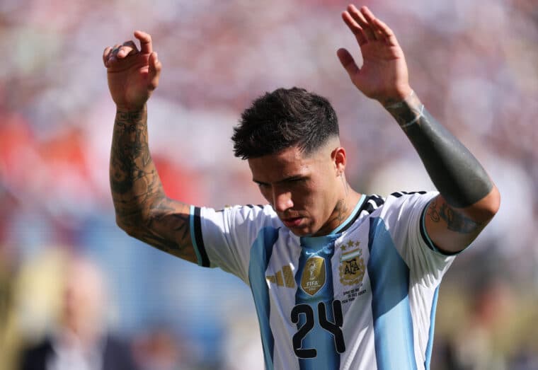 Man City submit £102.5 million bid for Chelsea midfielder Enzo Fernandez
