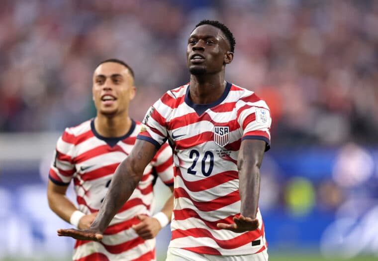 Arsenal set to pocket sizeable fee as Premier League clubs eye Folarin Balogun