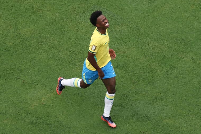 Arsenal target Vinicius willing to lower salary demands to renew contract with Real Madrid