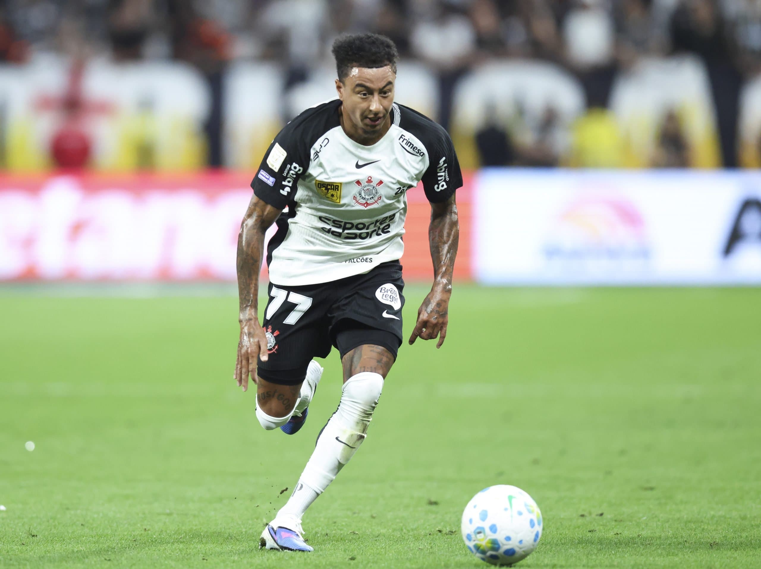 Jesse Lingard scores first international goal for Corinthians