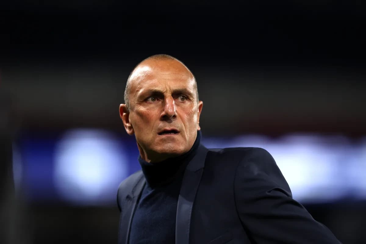 Nantes considering Michel Der Zakarian for a direct return to Ligue 1