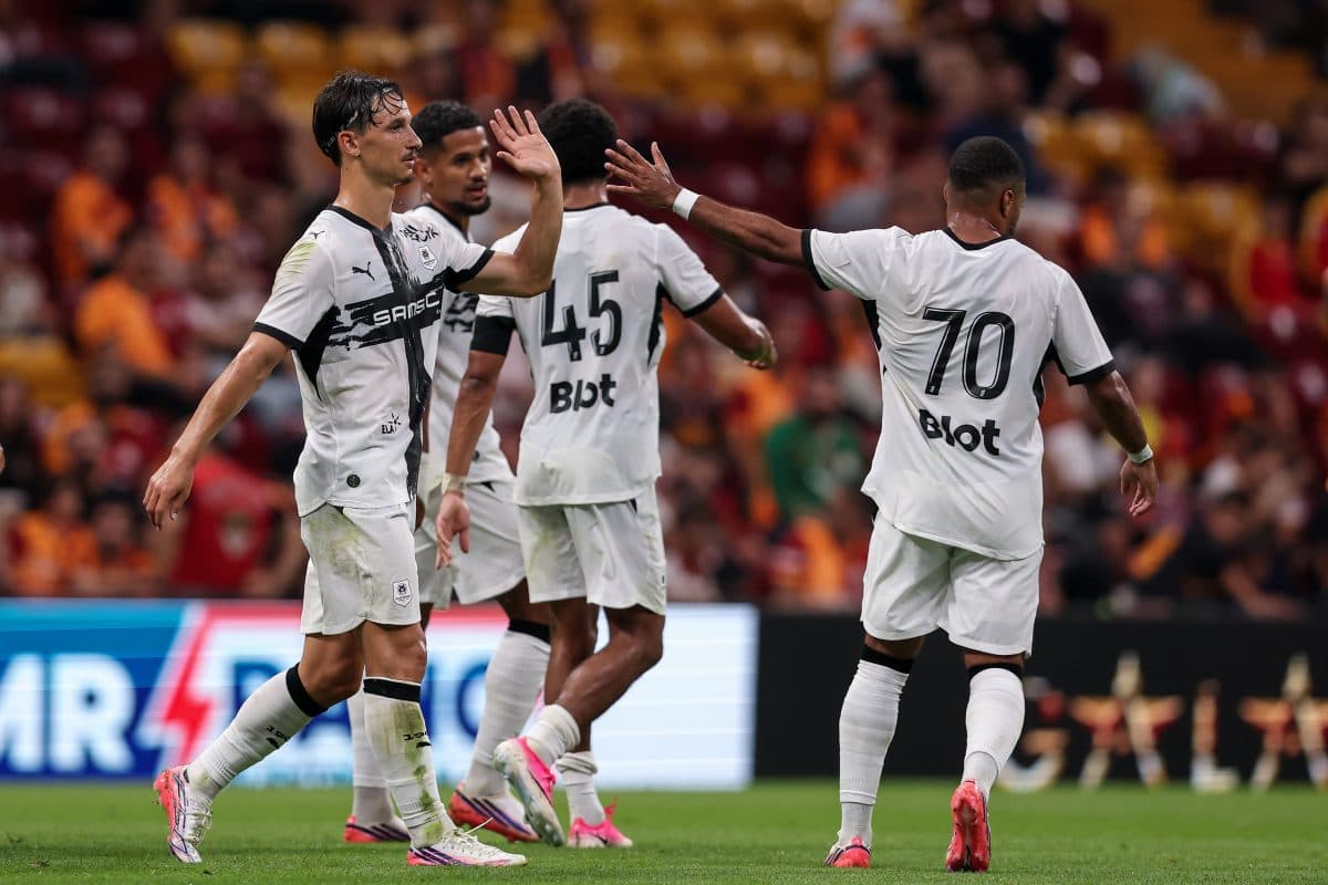 EXCLUSIVE | Mikaël Silvestre: ‘For Rennes, qualifying for the Champions League has to be the objective’