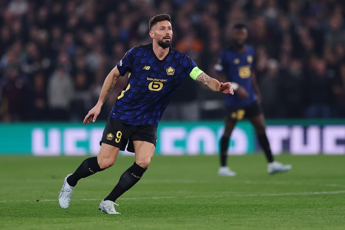 Olivier Giroud to extend Lille stay