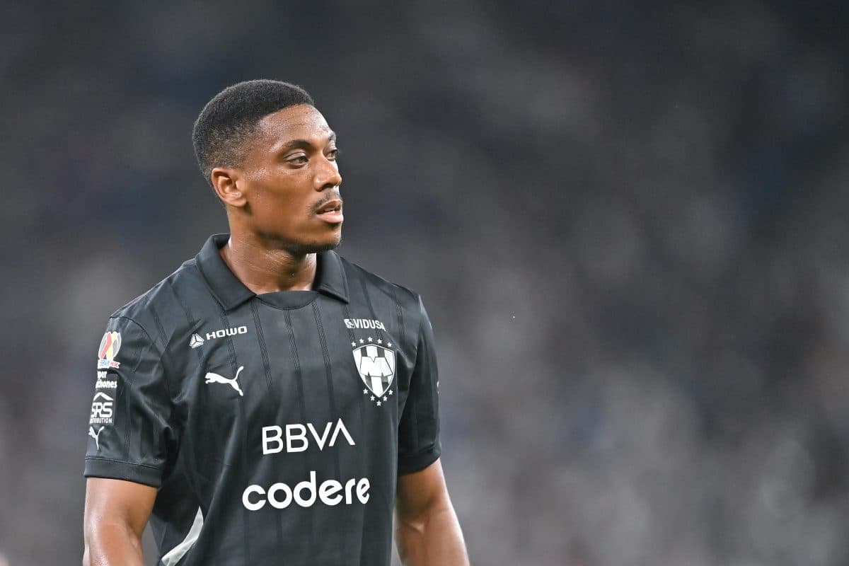 Former Manchester United forward Anthony Martial eyes Ligue 1 comeback, but…