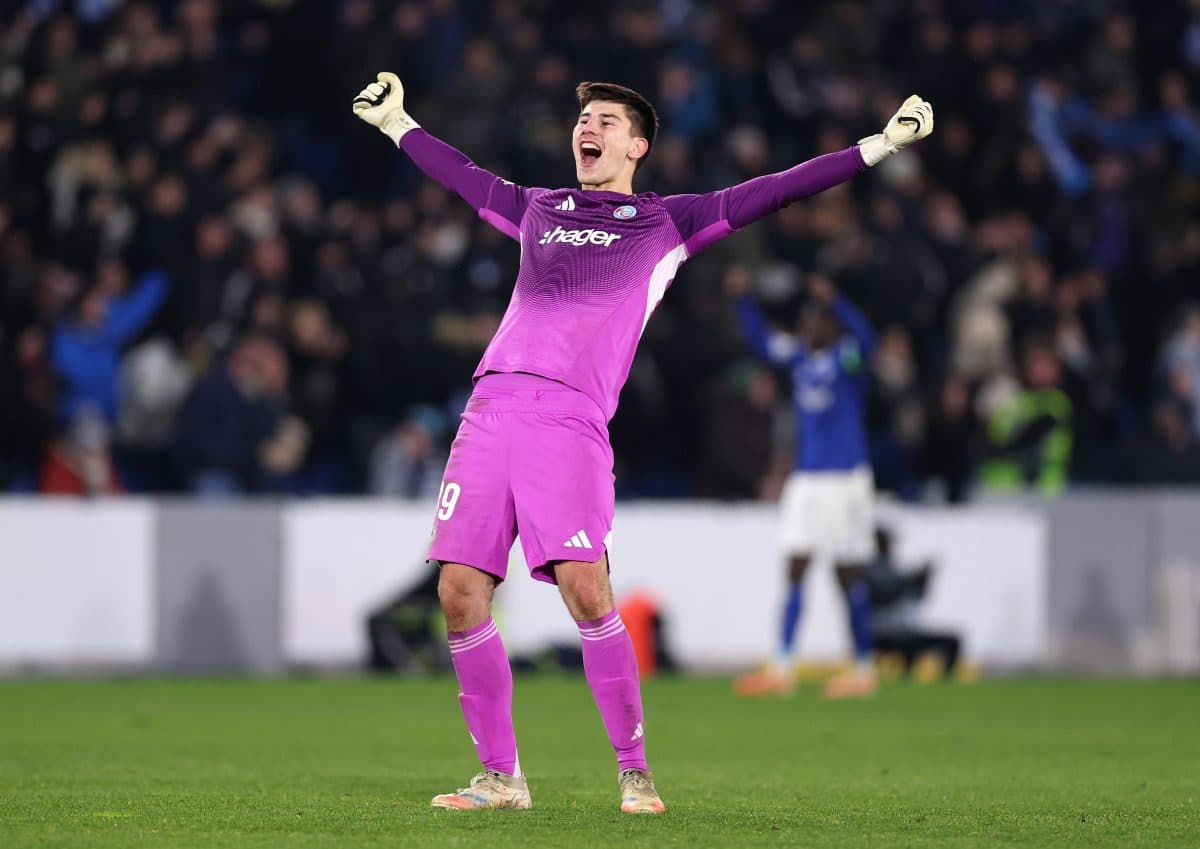 Mike Penders set to compete for a first-team role at Chelsea after Strasbourg loan