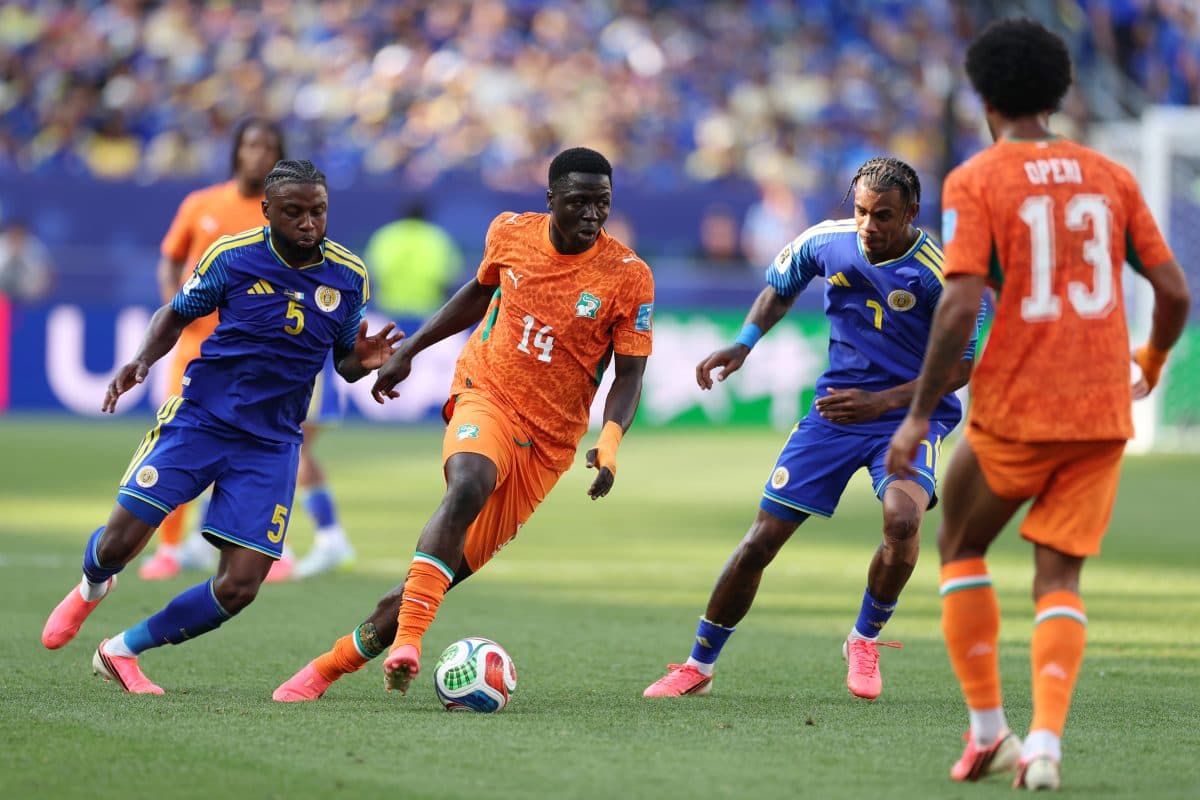 Lincoln City launch offer for Reims’ Oumar Diakité