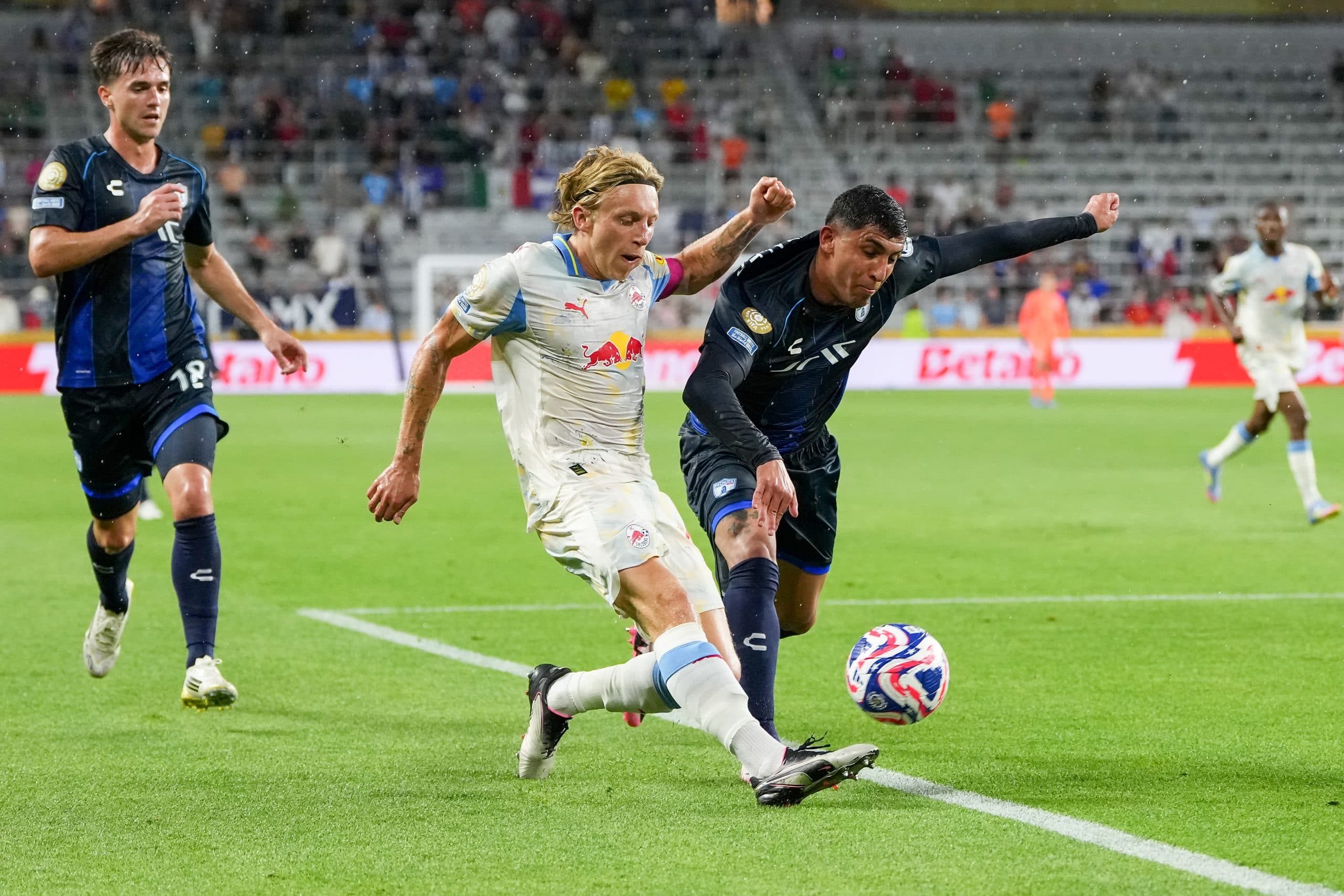 Lyon and RB Salzburg reach agreement for Mads Bidstrup