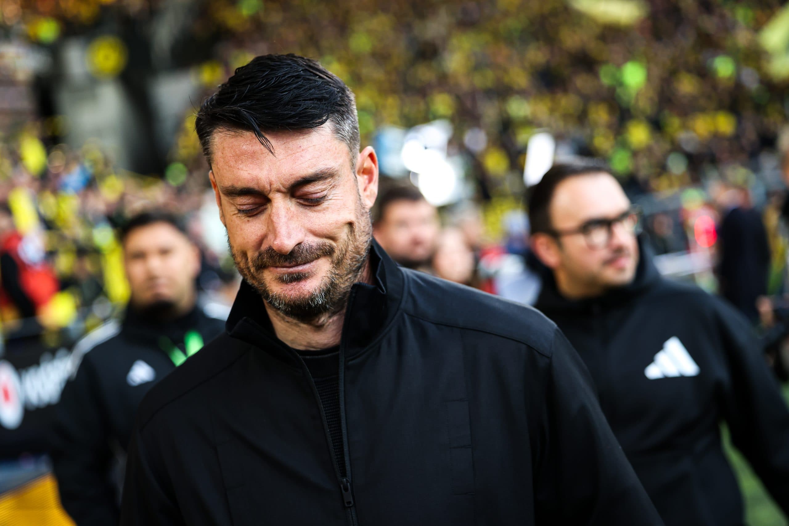 Official | Eintracht Frankfurt part ways with head coach Albert Riera