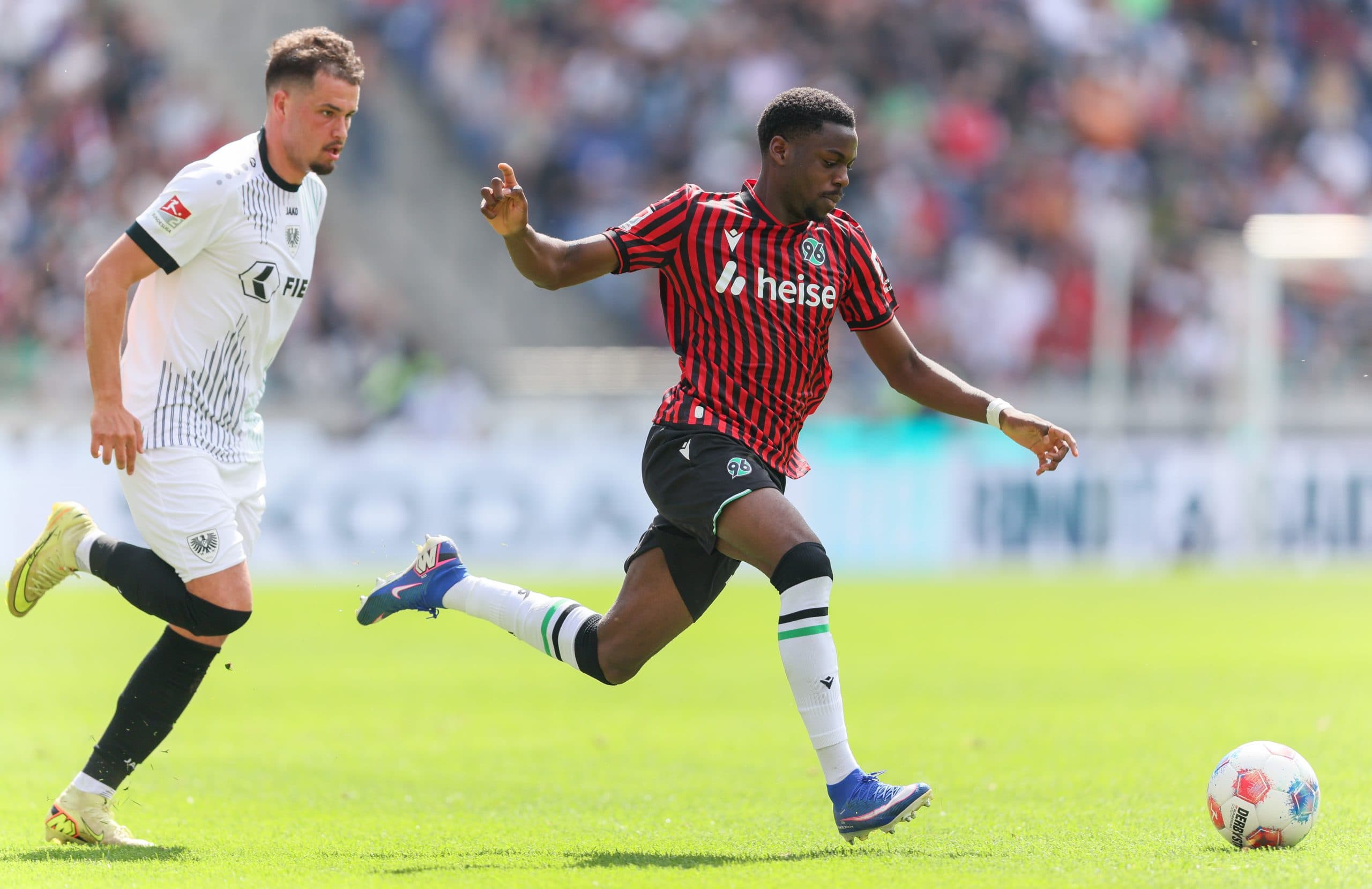Eintracht Frankfurt close to signing Noël Aséko