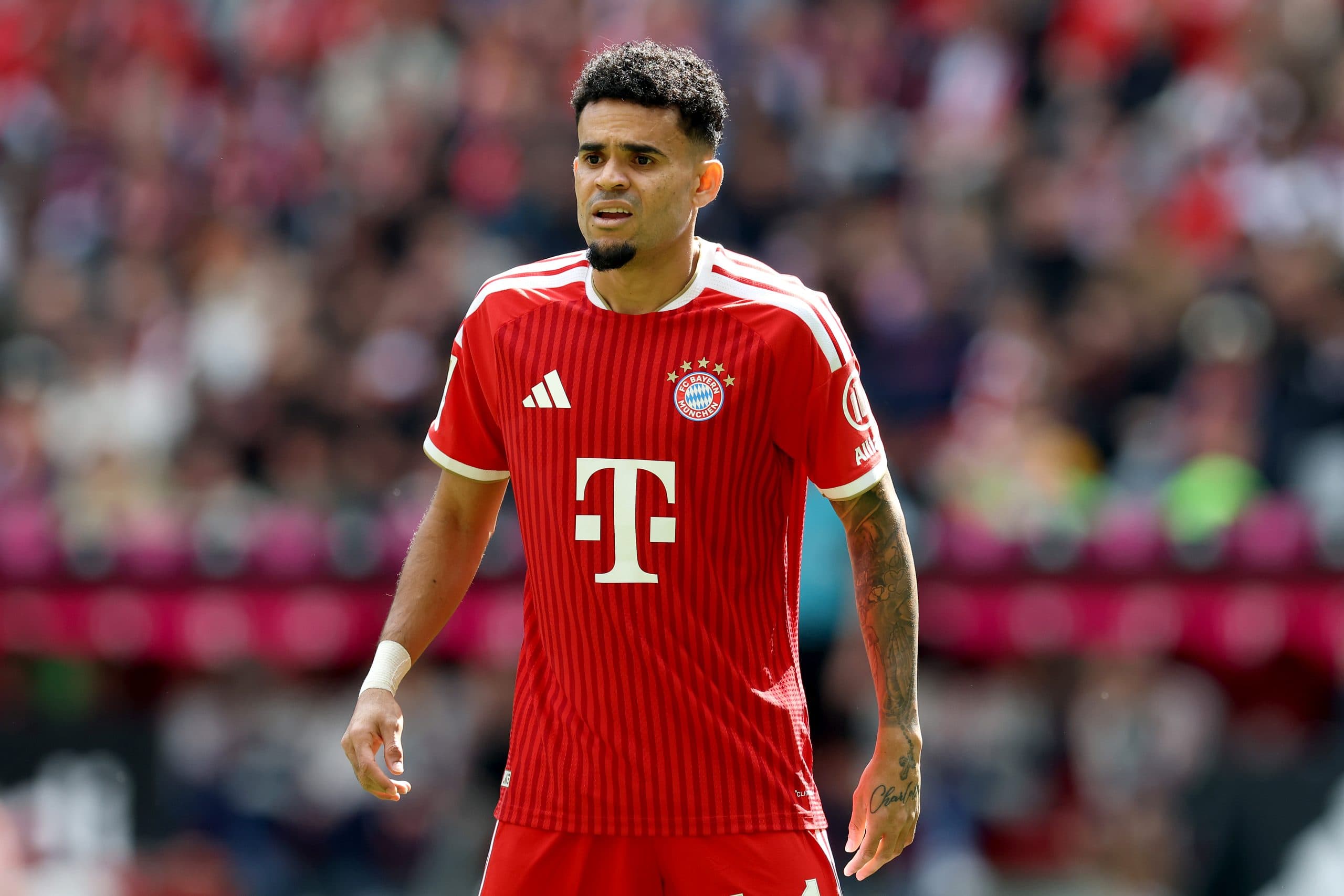 Saudi club submits €70m opening bid for Bayern Munich’s Luis Diaz