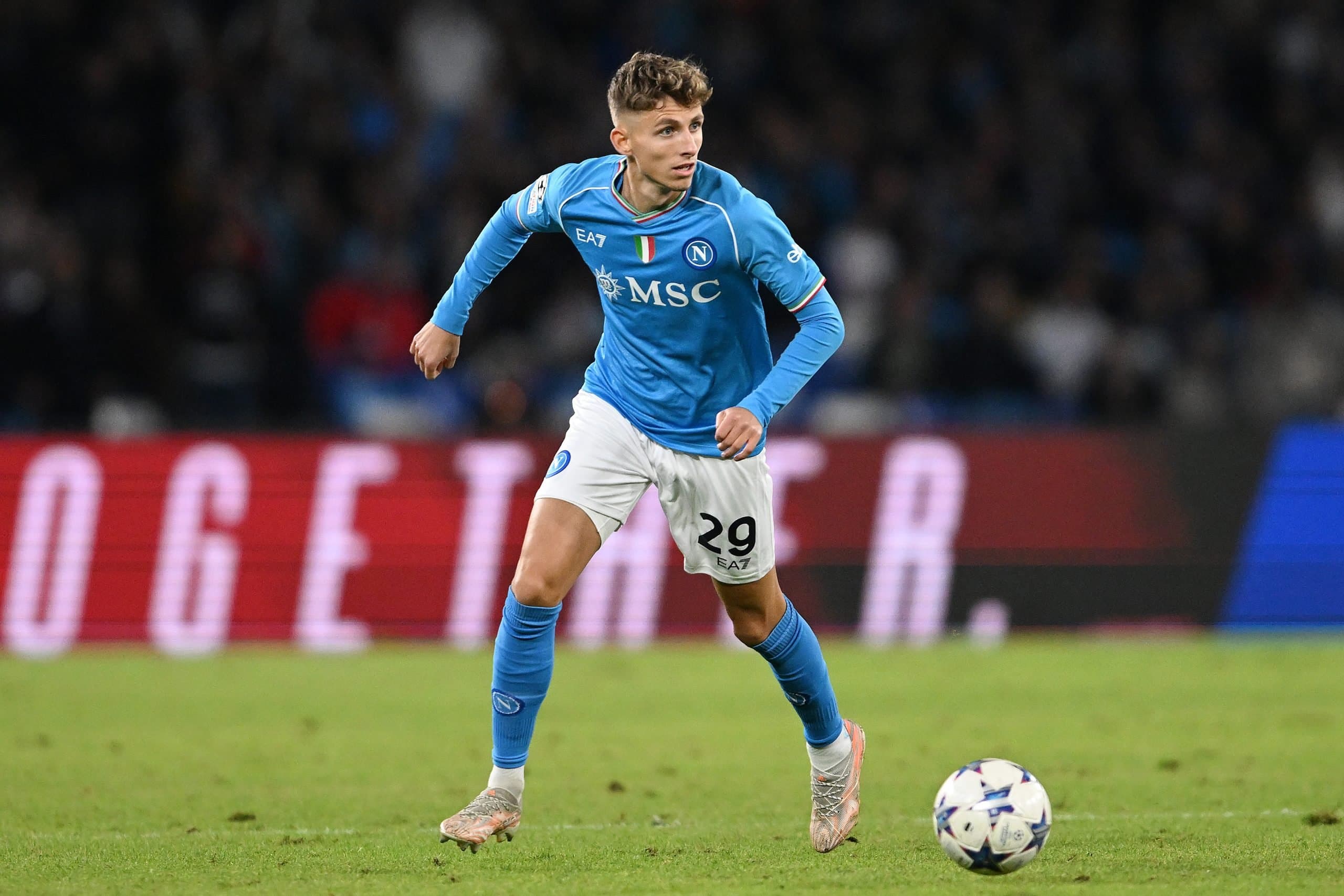Napoli threaten legal action against Schalke over failed Jesper Lindstrøm transfer