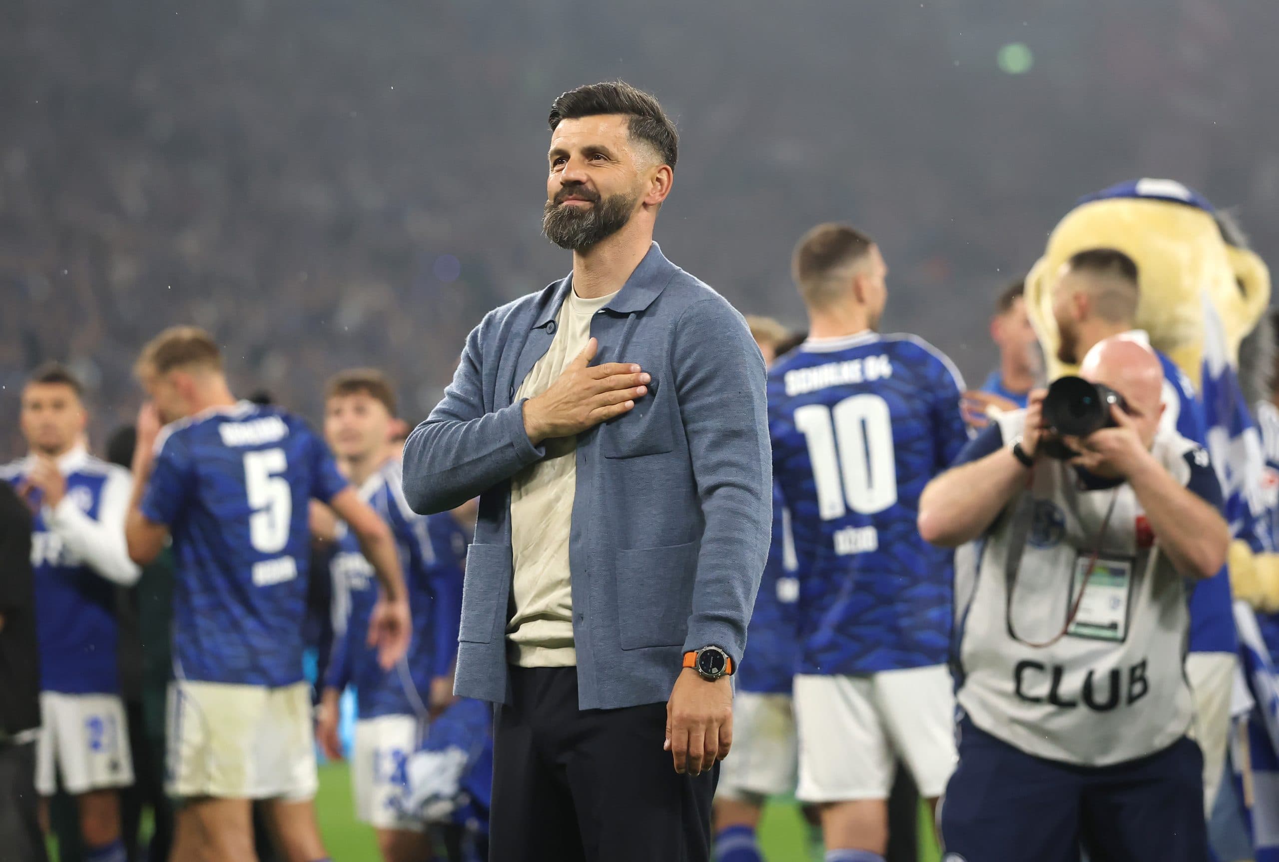 Official | Miron Muslic extends Schalke 04 contract following promotion