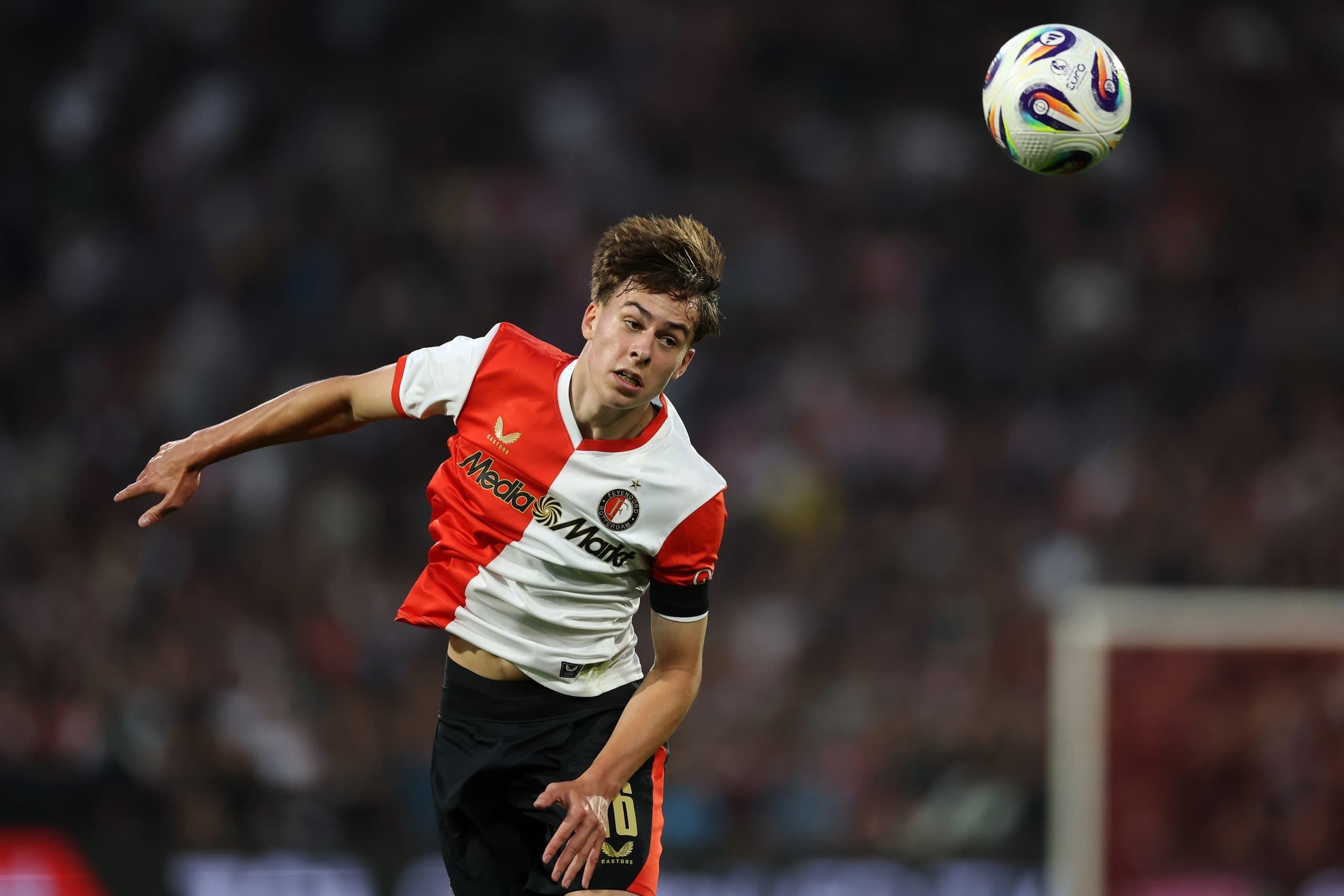 Stuttgart join race for Feyenoord attacker Leo Sauer (20)