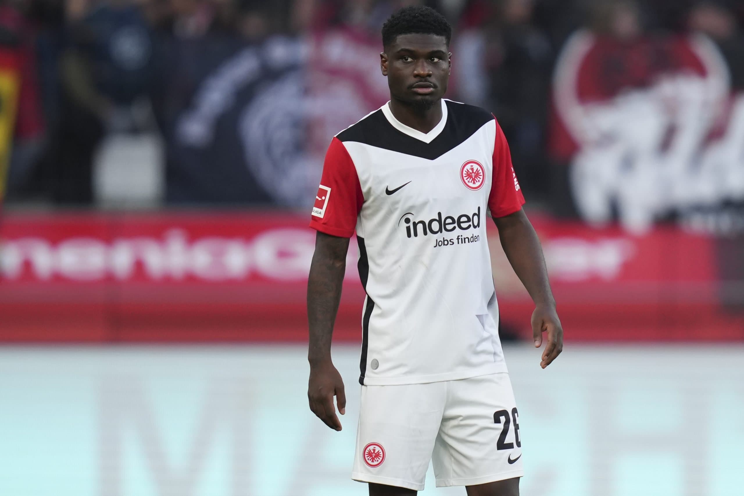 Schalke 04 intensify efforts to acquire Eintracht Frankfurt’s Junior Dina Ebimbe