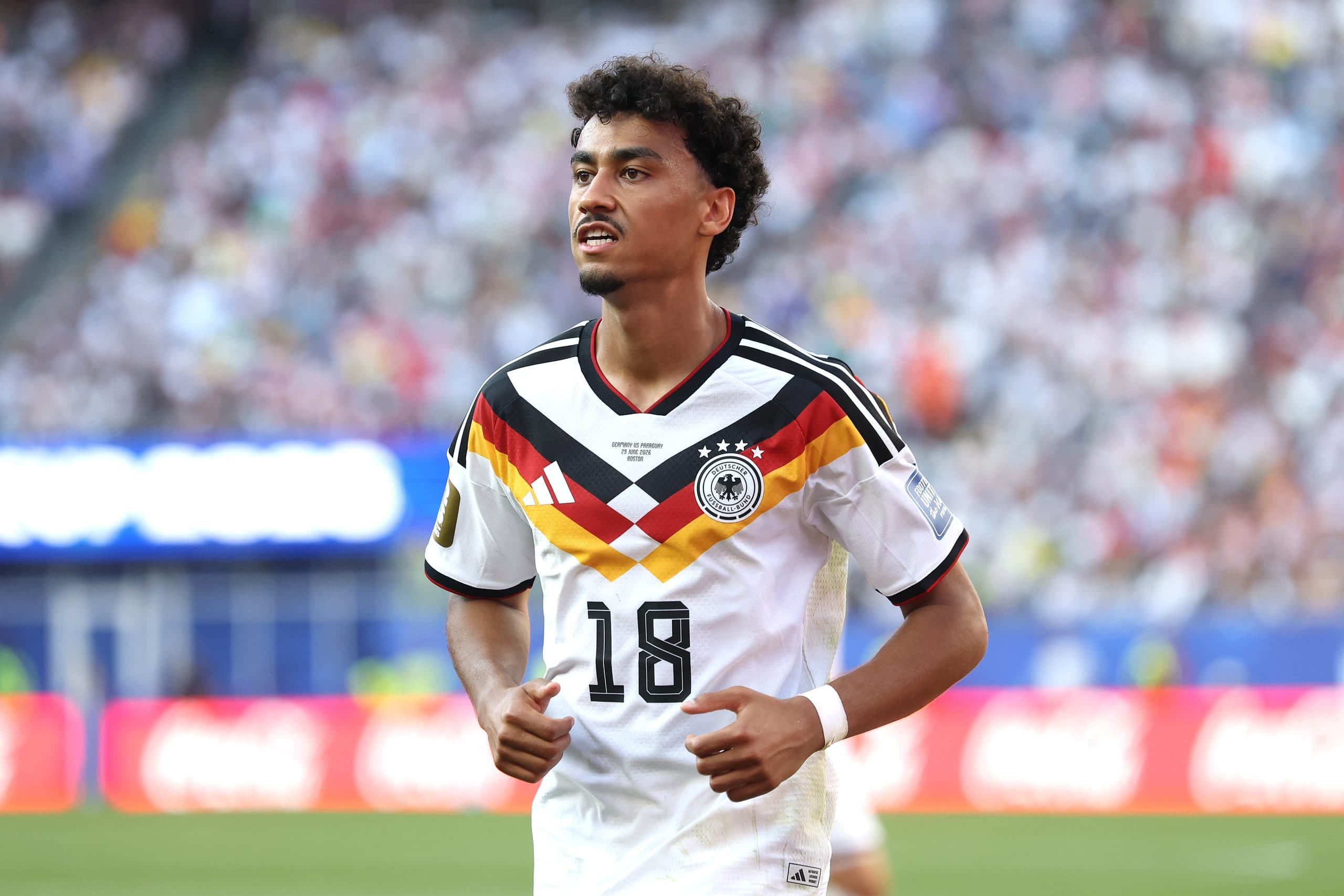 Eintracht Frankfurt CEO on Nathaniel Brown’s €50m move to Bayern Munich: “Good that he’s still in the Bundesliga.”