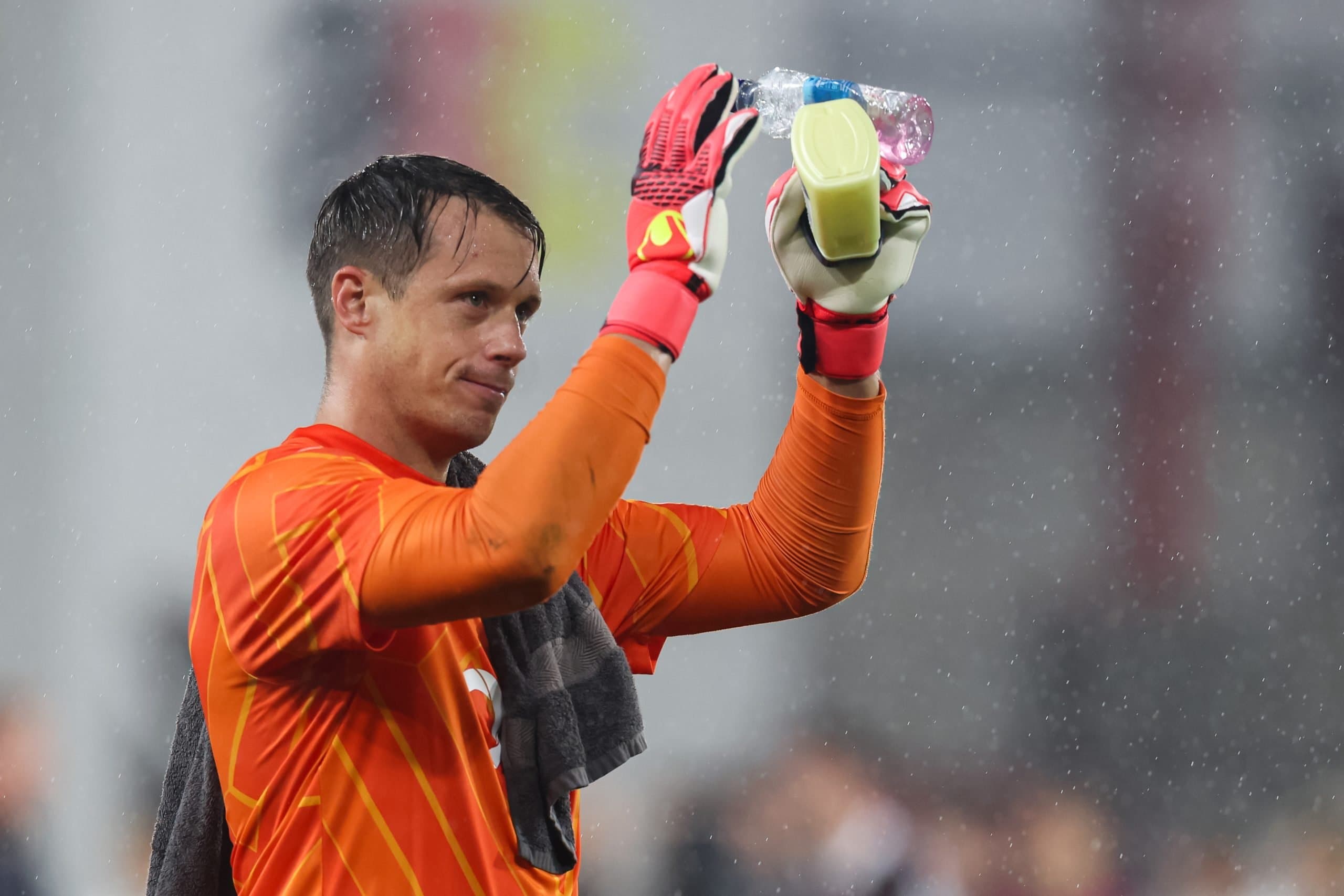 Alexander Schwolow explains ‘family first decision’ behind his return to the Bundesliga from Hearts