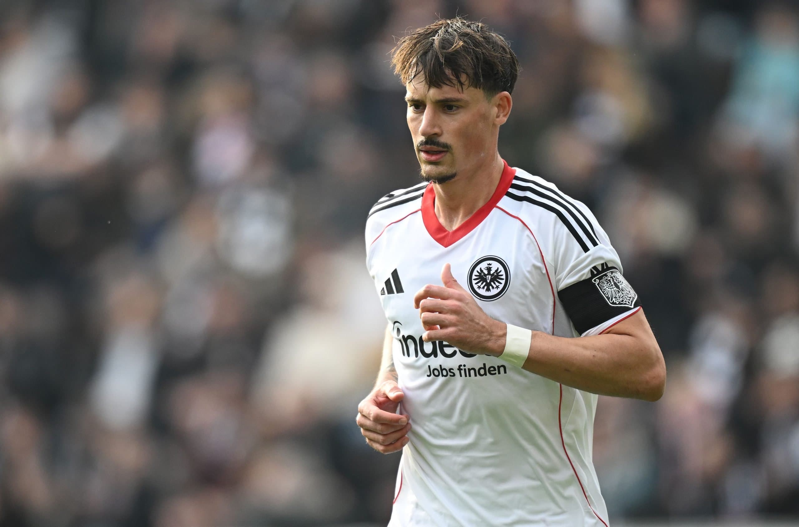 Official | Robin Koch to remain Eintracht Frankfurt captain
