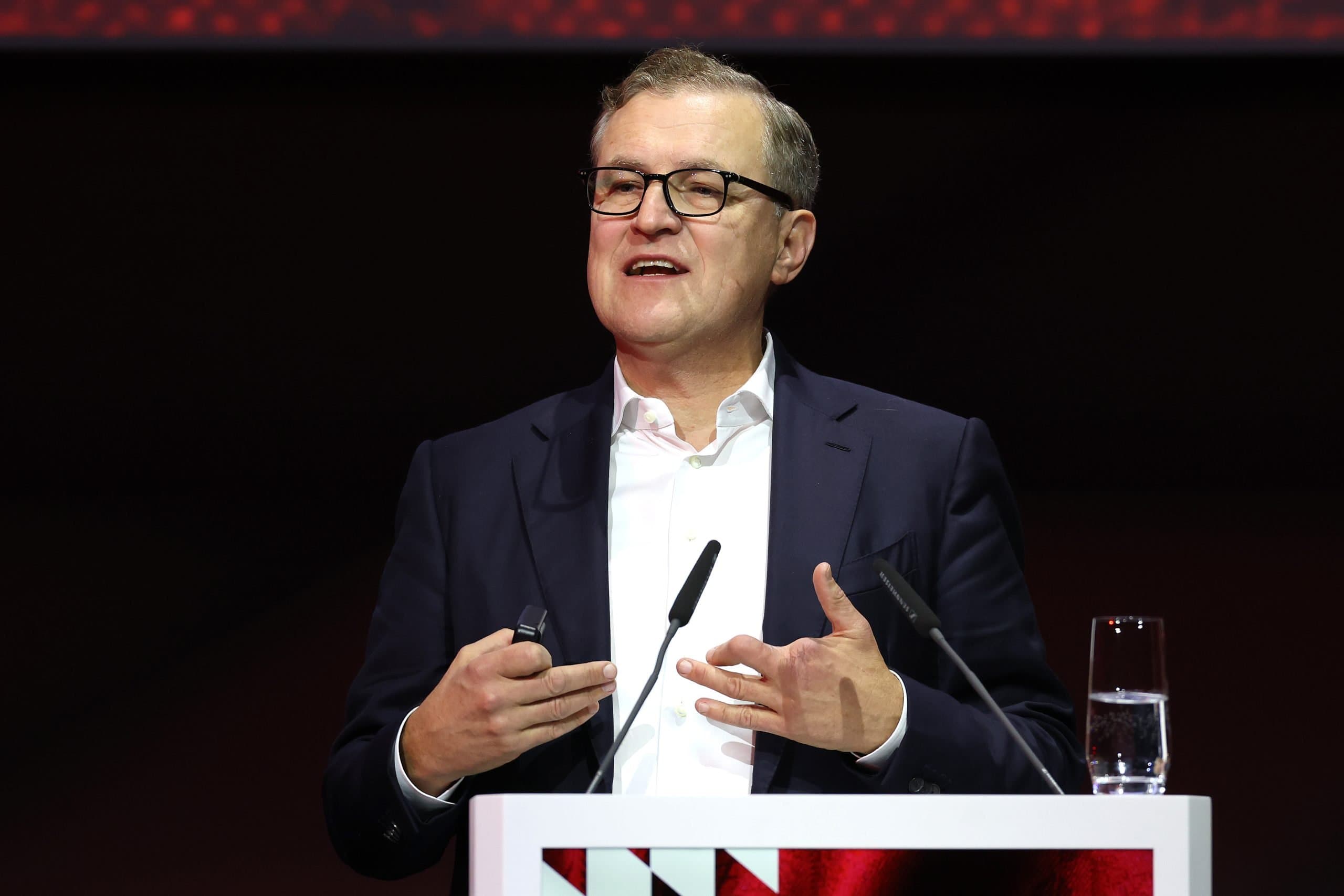 Bayern Munich CEO rejects proposal to provide €5m in assistance for crisis-stricken 1860 Munich
