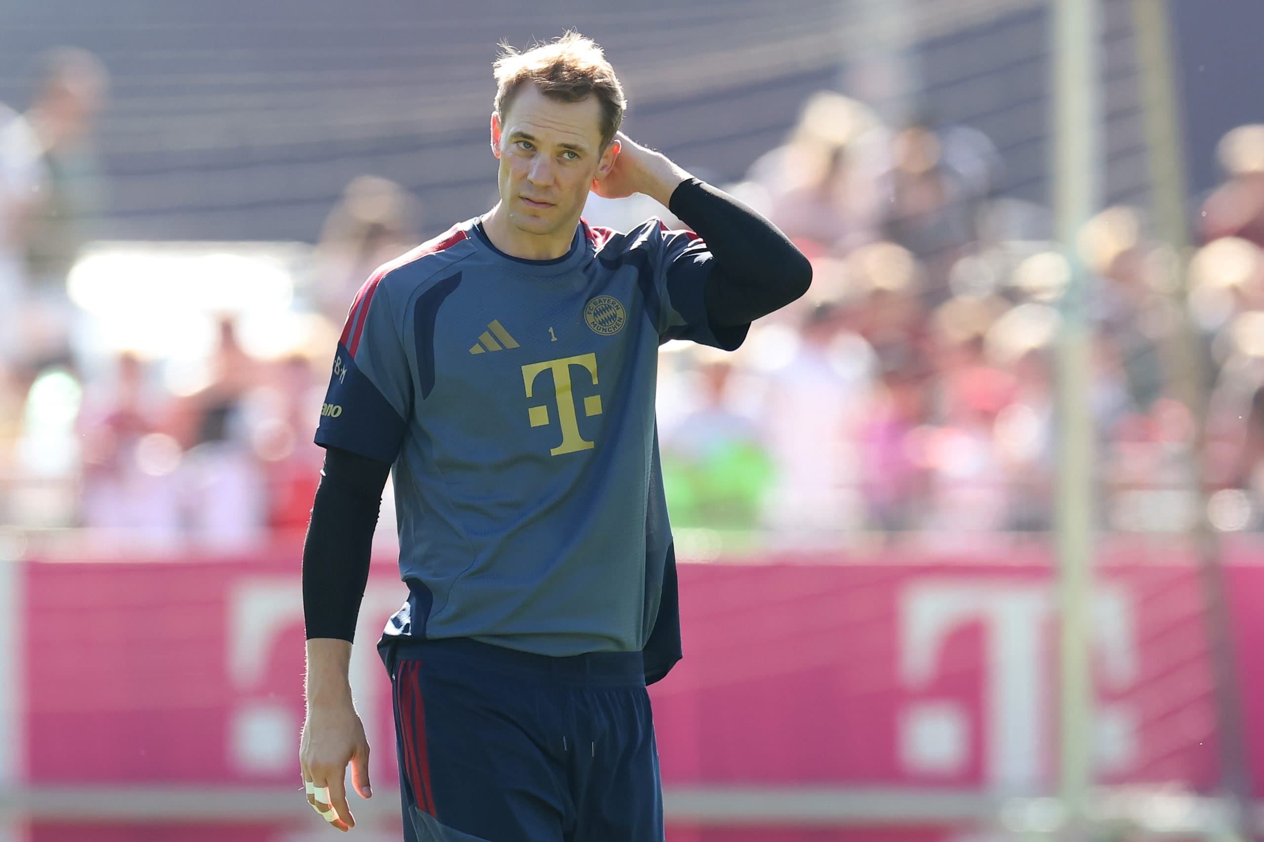 Manuel Neuer signals retirement after 2026/27 Bundesliga campaign