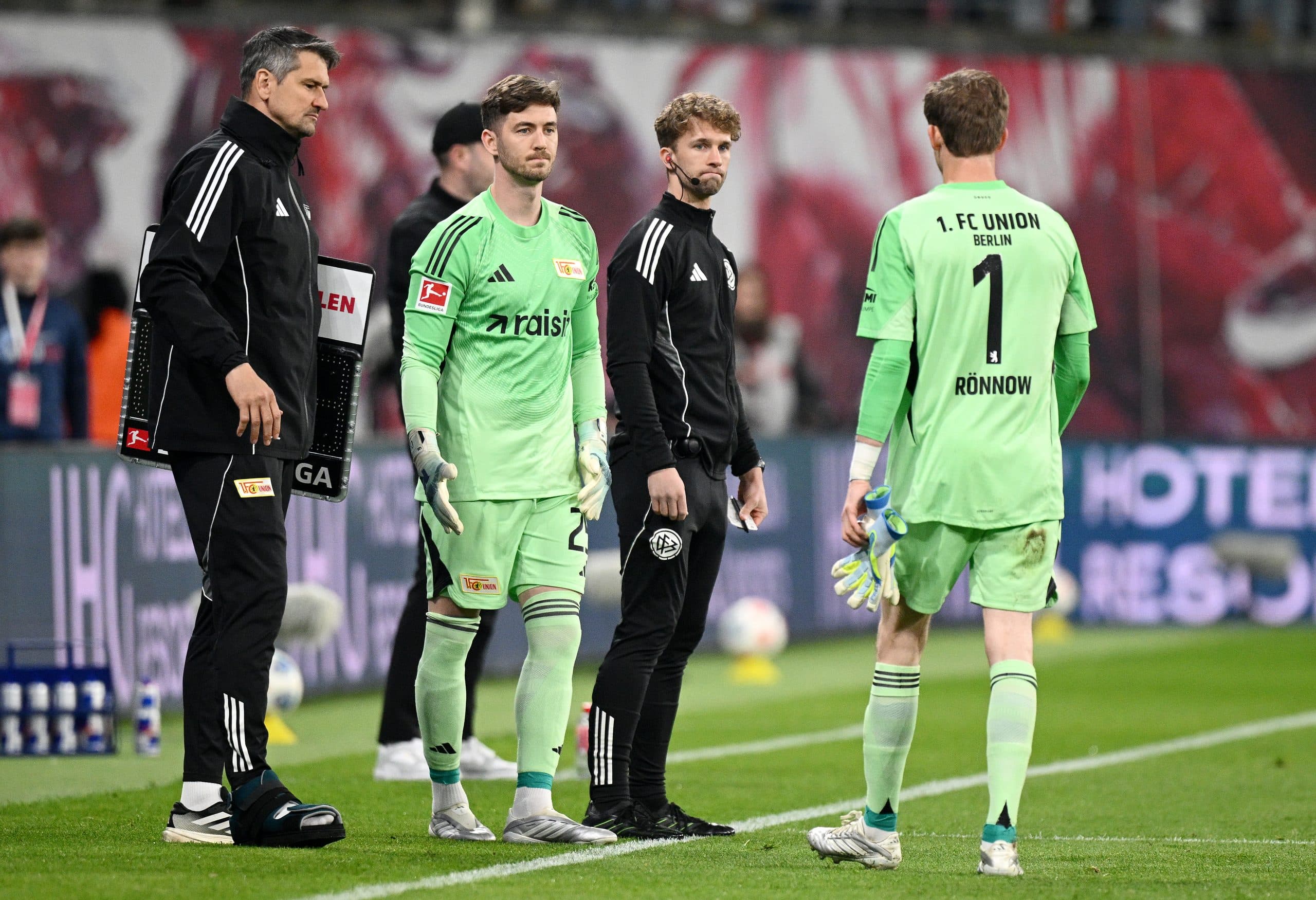 Union Berlin keeper Carl Klaus (32) speaks on unexpected Bundesliga debut