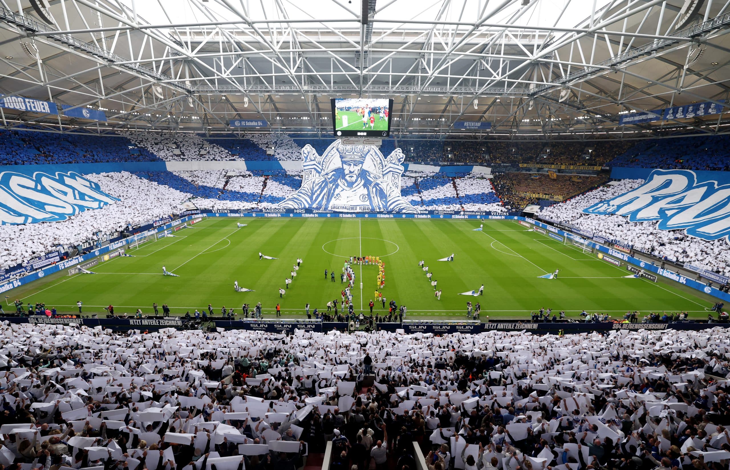 Schalke 04 threatened with points deduction – the club pushes for TV rights reform
