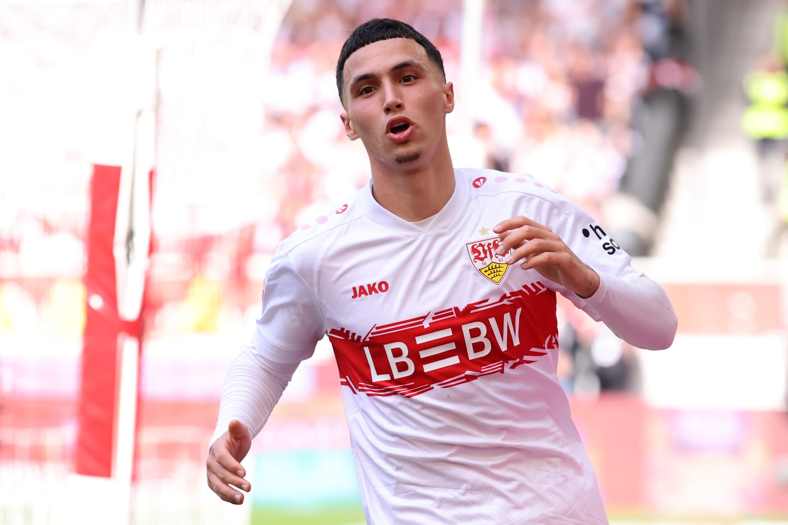 Stuttgart set Bilial El Khannouss asking price