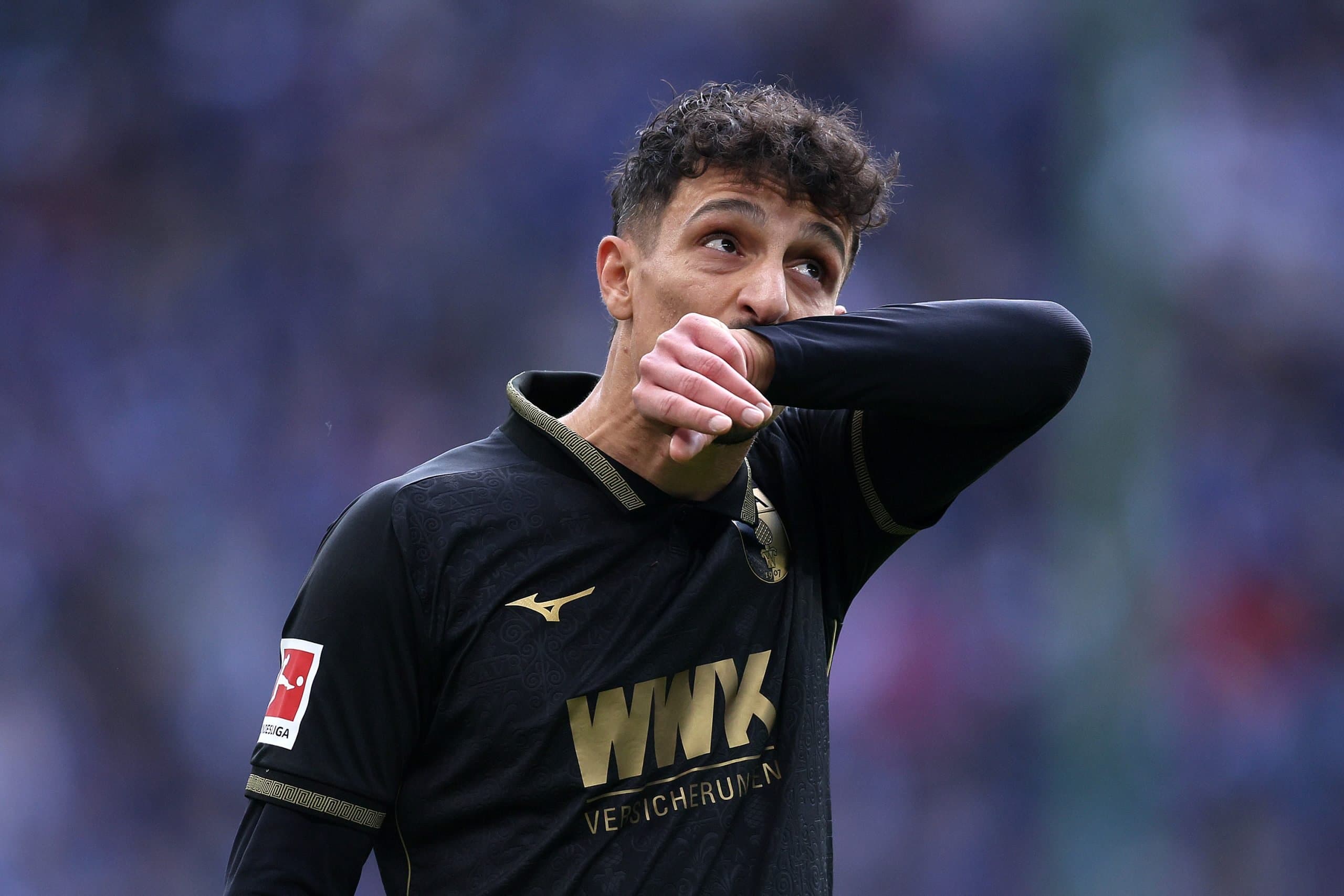 Augsburg set to receive over €4m for wingback Dimitrios Giannoulis in atypical deal that includes a friendly