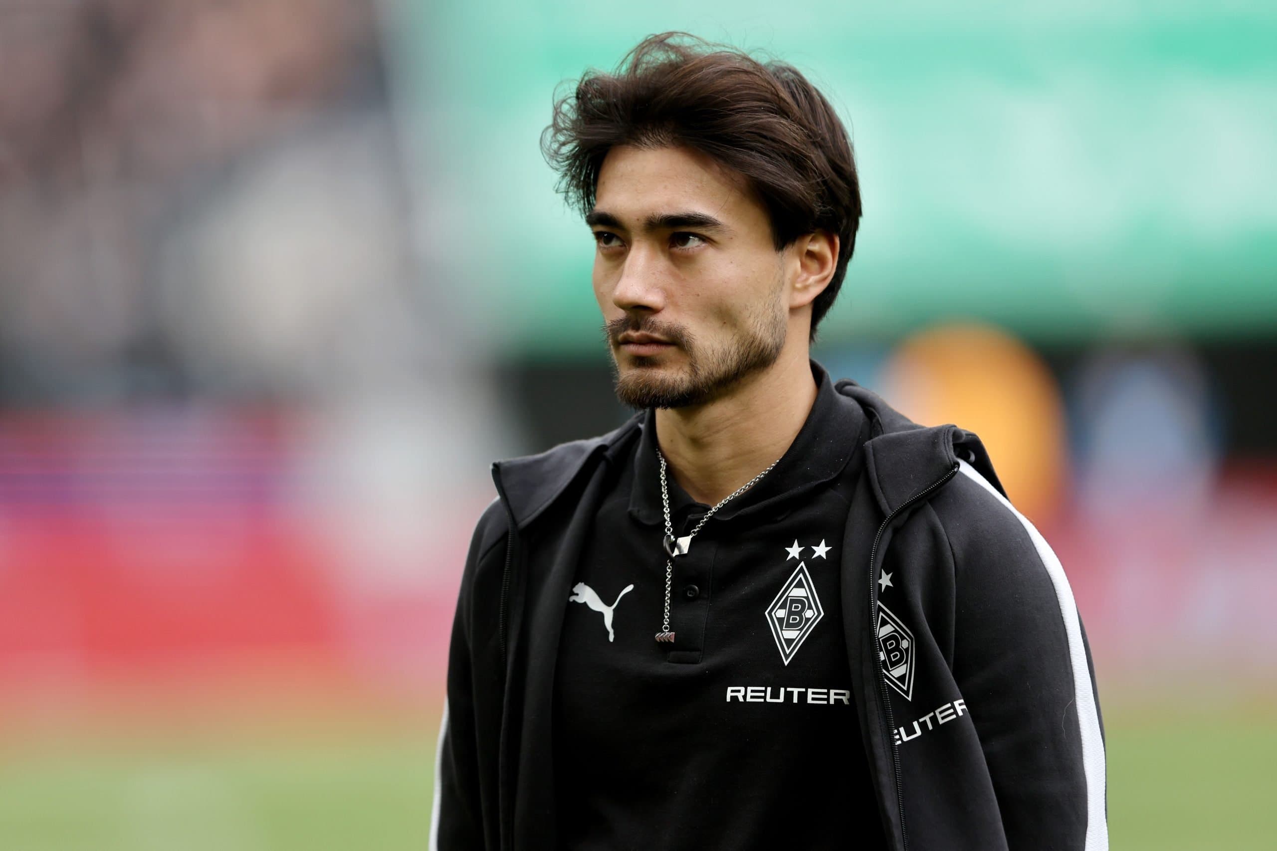 Borussia Mönchengladbach confirm major shoulder surgery for midfielder Jens Castrop